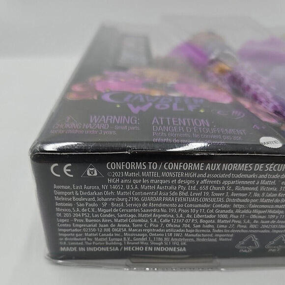 Monster High Clawdeen Wolf Doll with Pet Dog Crescent and Accessories Backpack - Picture 8 of 9